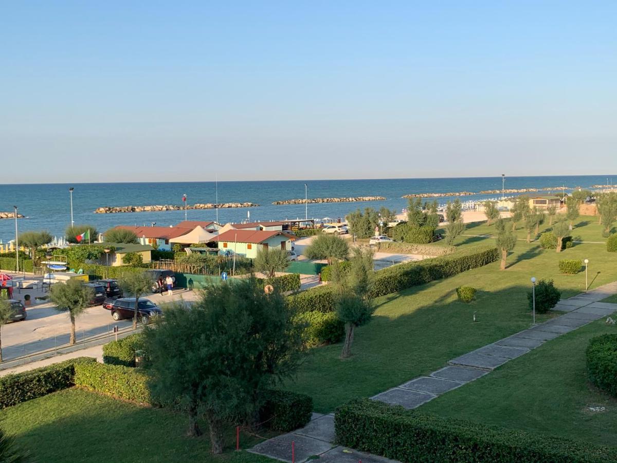 Al Mare Apartament Daire Fano Dış mekan fotoğraf