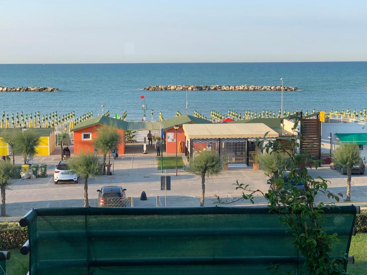 Al Mare Apartament Daire Fano Dış mekan fotoğraf